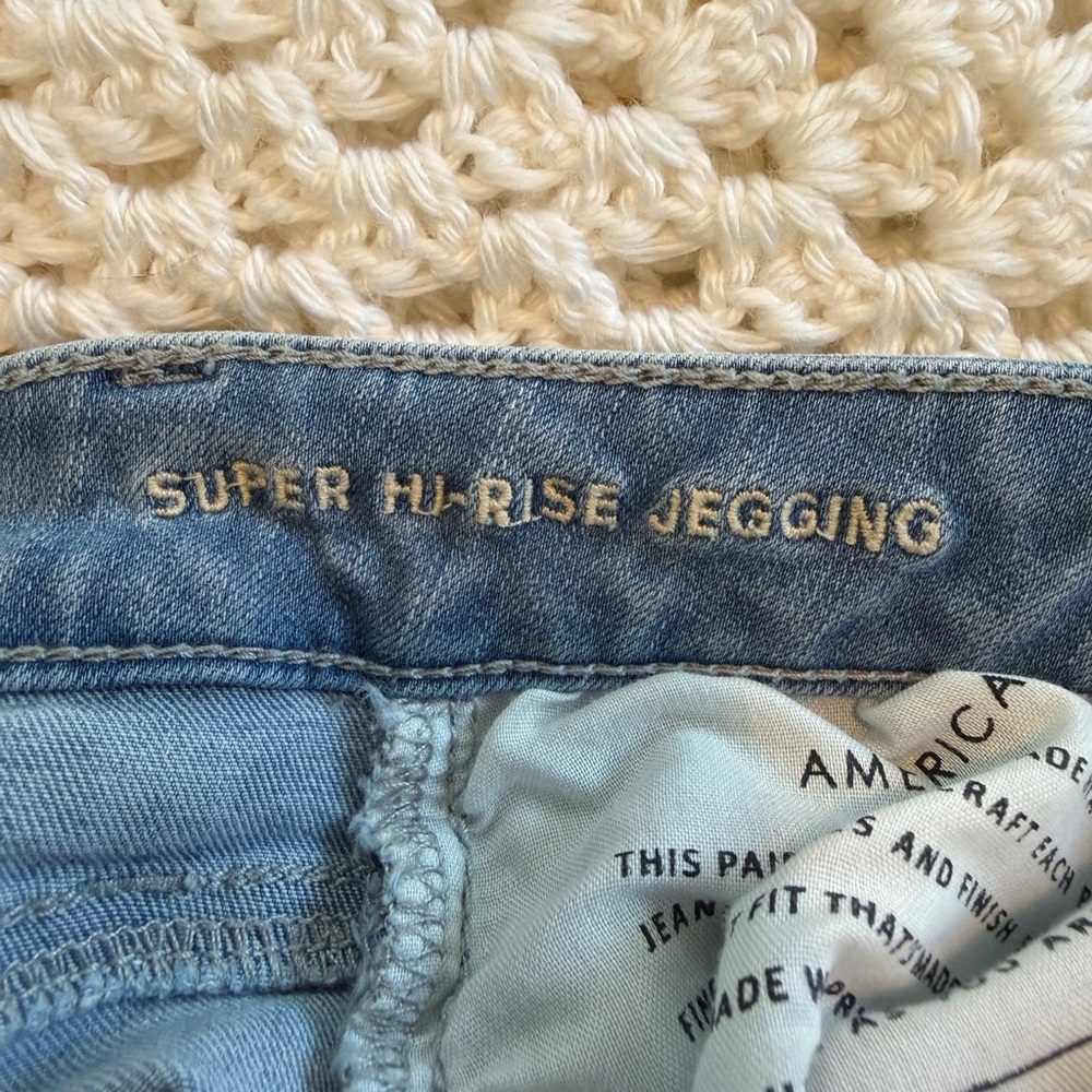 American Eagle Outfitters super hi-rise distressed jeggings - Picture 5 of 6